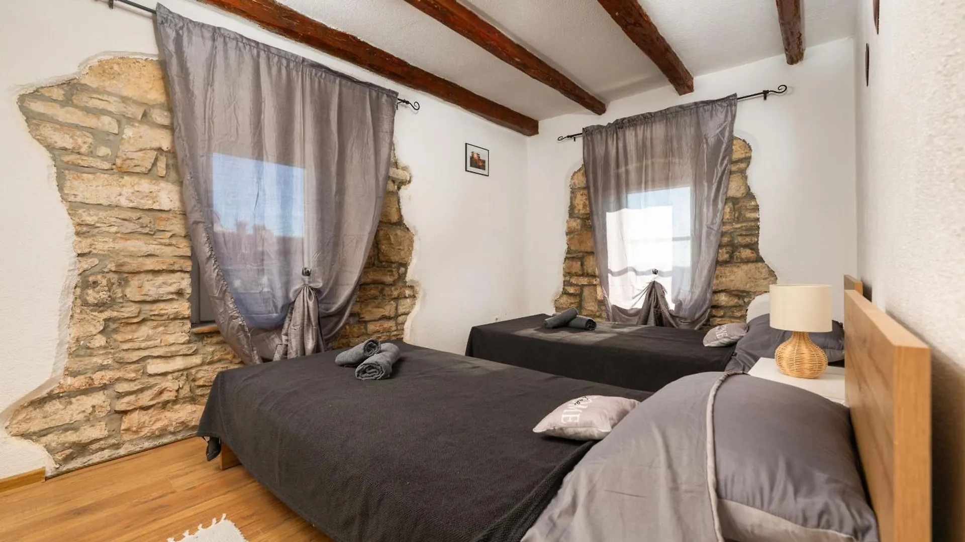 Typisch Istrisches Ferienhaus Mit Garten Jural Croatia