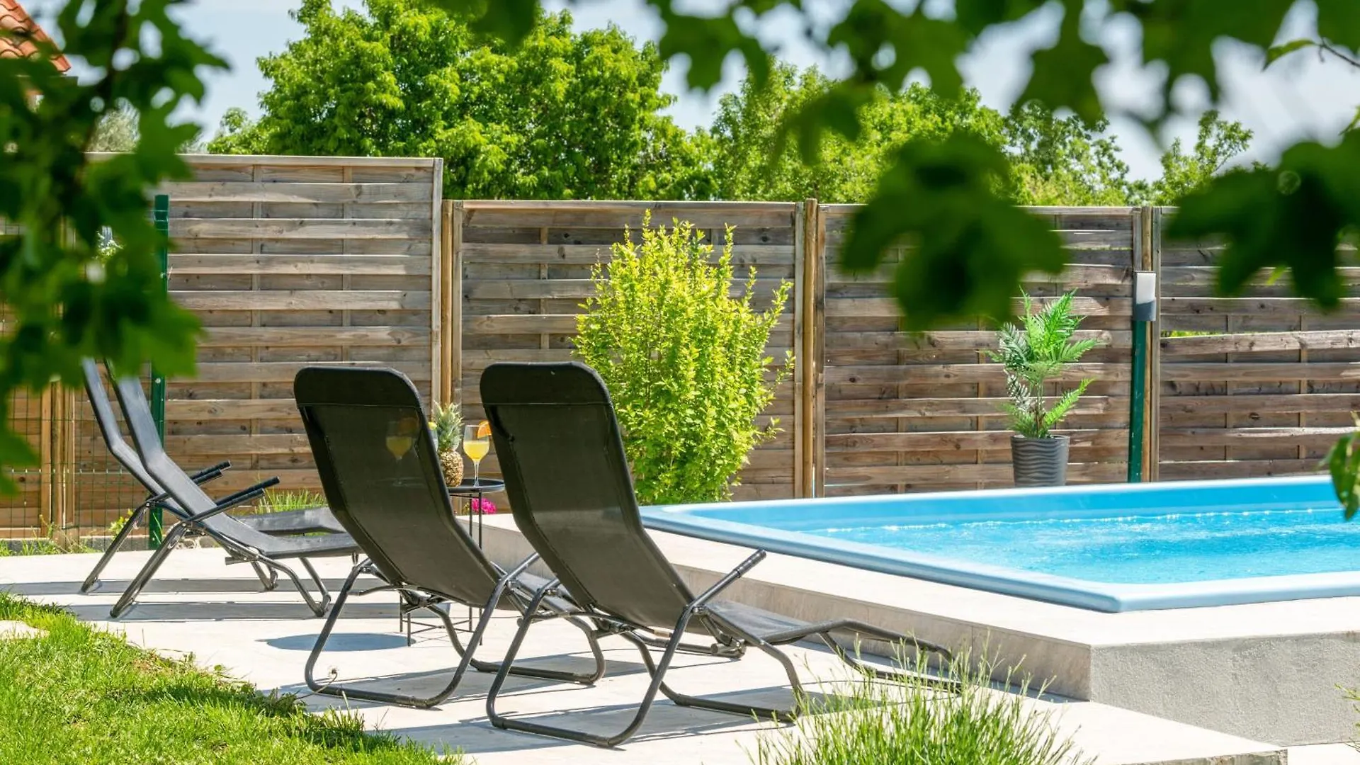 Typisch Istrisches Ferienhaus Mit Garten Jural 0*,  Croatia