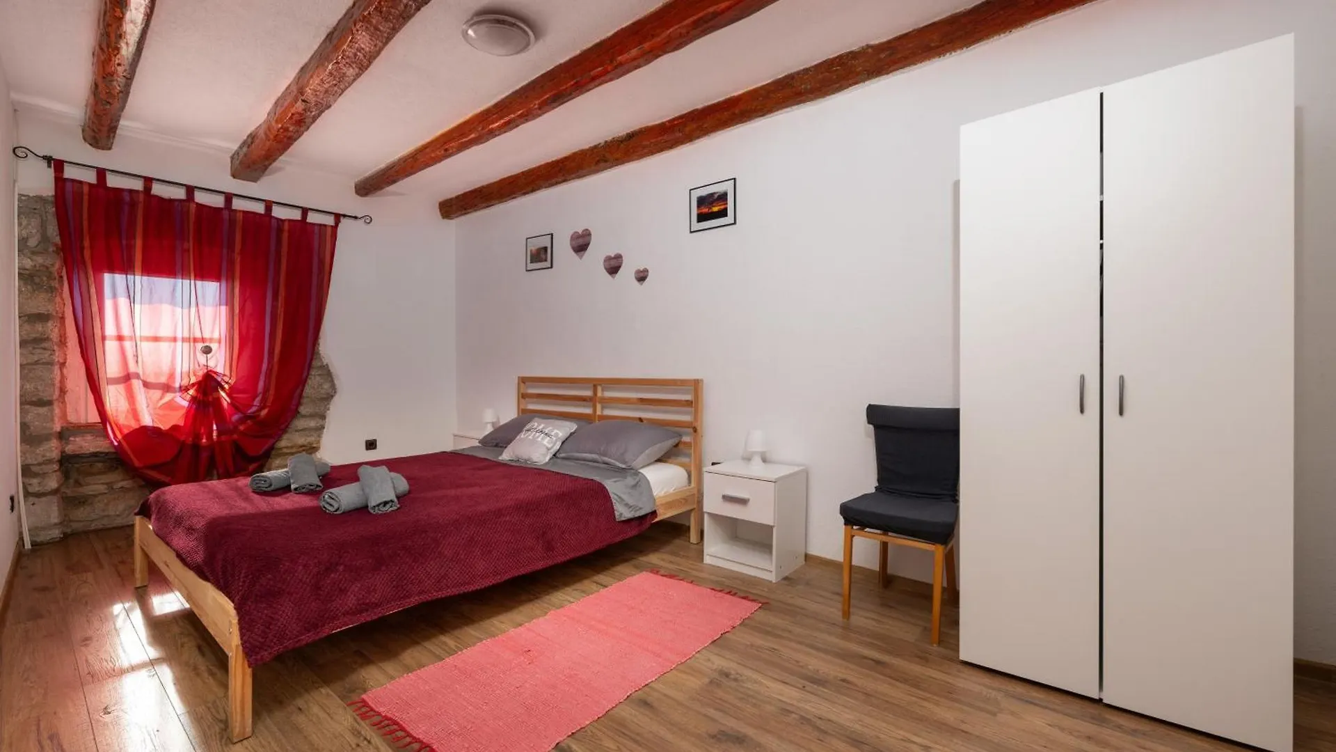Holiday home Typisch Istrisches Ferienhaus Mit Garten Jural