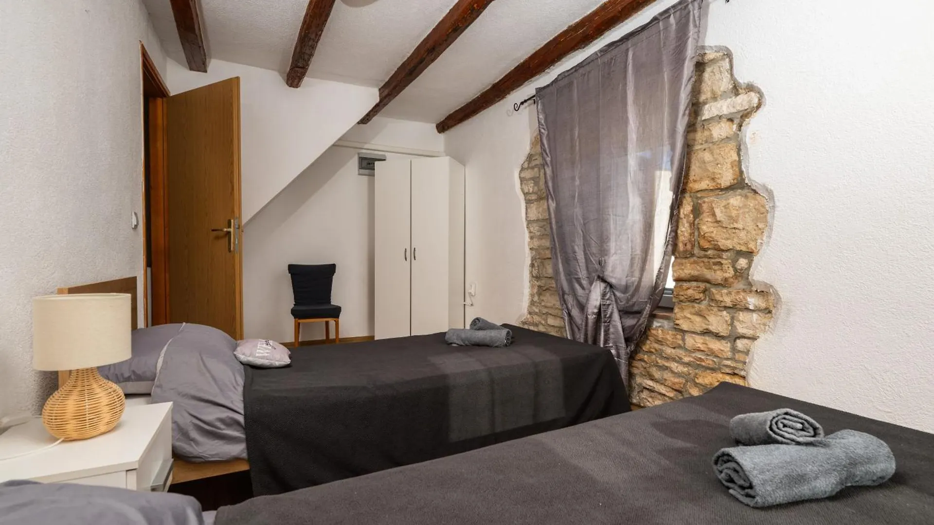 Holiday home Typisch Istrisches Ferienhaus Mit Garten Jural